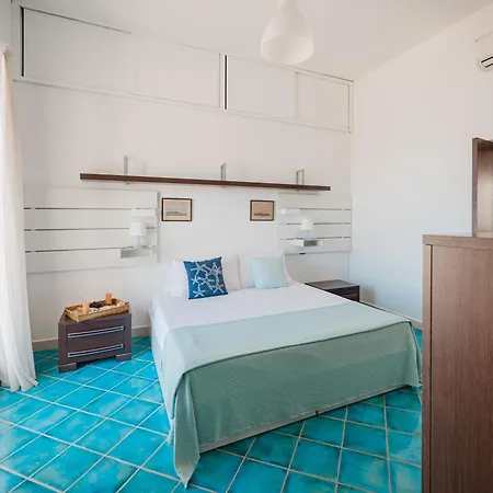 Gasthuis La Canostra Capri - Luxury Ad *