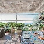 La Canostra Capri - Luxury Ad