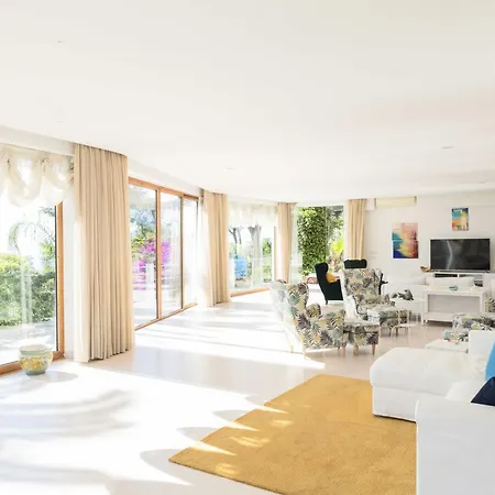 La Canostra Capri - Luxury Ad