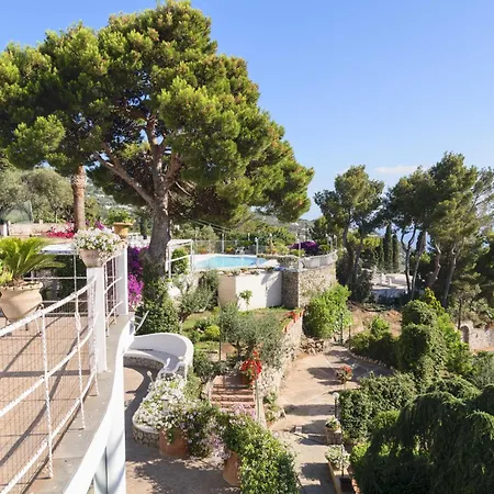 La Canostra Capri - Luxury Ad 아나카프리