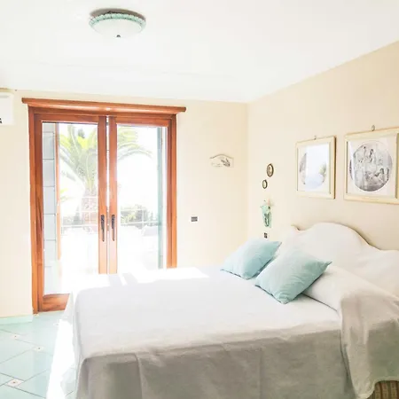 La Canostra Capri - Luxury Ad 4*