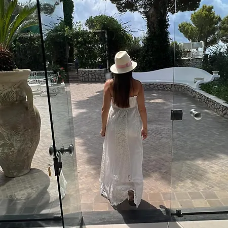 Pensionat La Canostra Capri - Luxury Ad