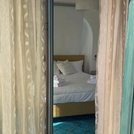 La Canostra Capri - Luxury Ad 4*