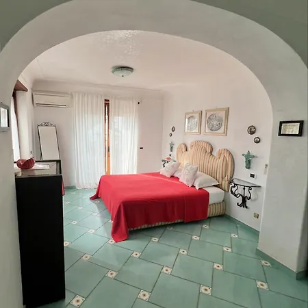 La Canostra Capri - Luxury Ad
