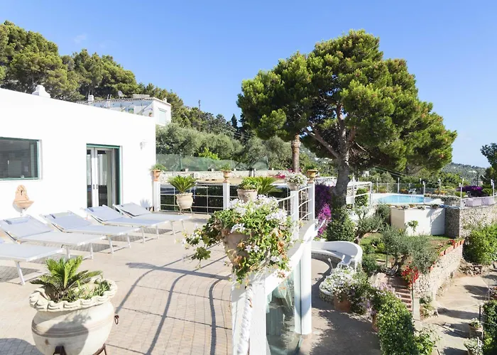 La Canostra Capri - Luxury Ad בית הארחה 4*