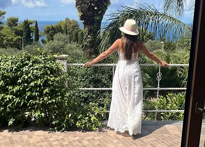 La Canostra Capri - Luxury Ad אנה קאפרי