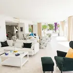 La Canostra Capri - Luxury Ad 4*
